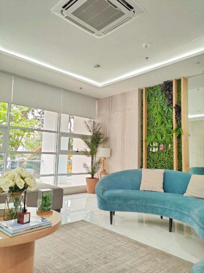 Quince Studio W/ Balcony Orochi Staycation Ph At Loop Tower Cdo Cagayan de Oro Zewnętrze zdjęcie